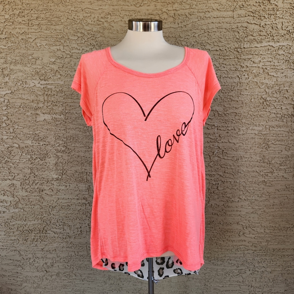 Bright pink love heart leopard print shirt
